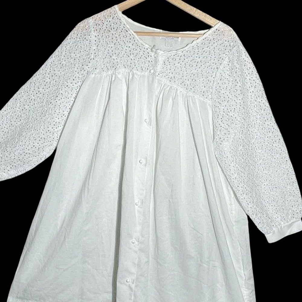 Willow Creek White Eyelet Lace Button Front House Dress Nightgown USA Made - Picture 3 of 9